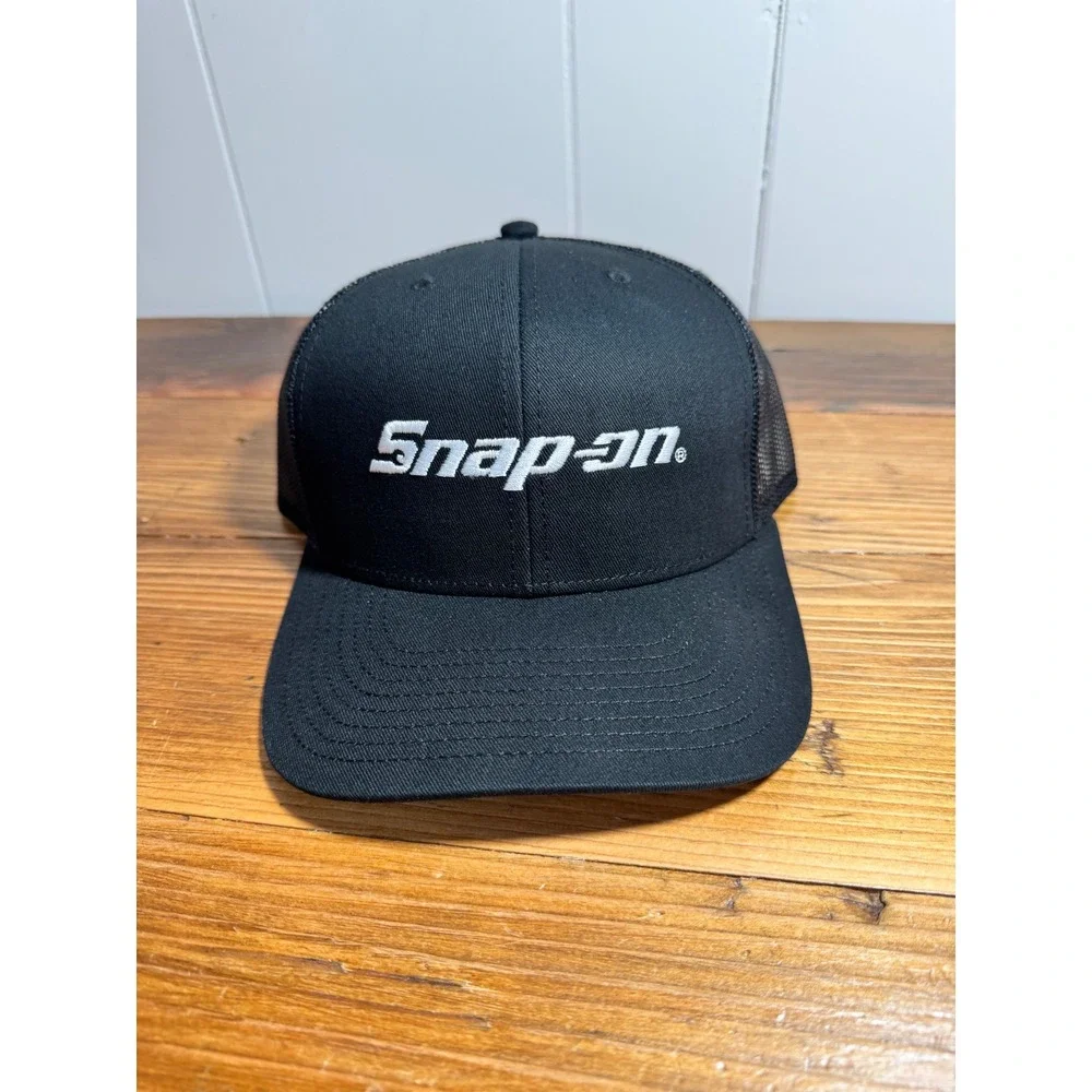 NEW Snap-on Trucker Hat Mens OSFM Black Mesh Back Snapback Logo Cap